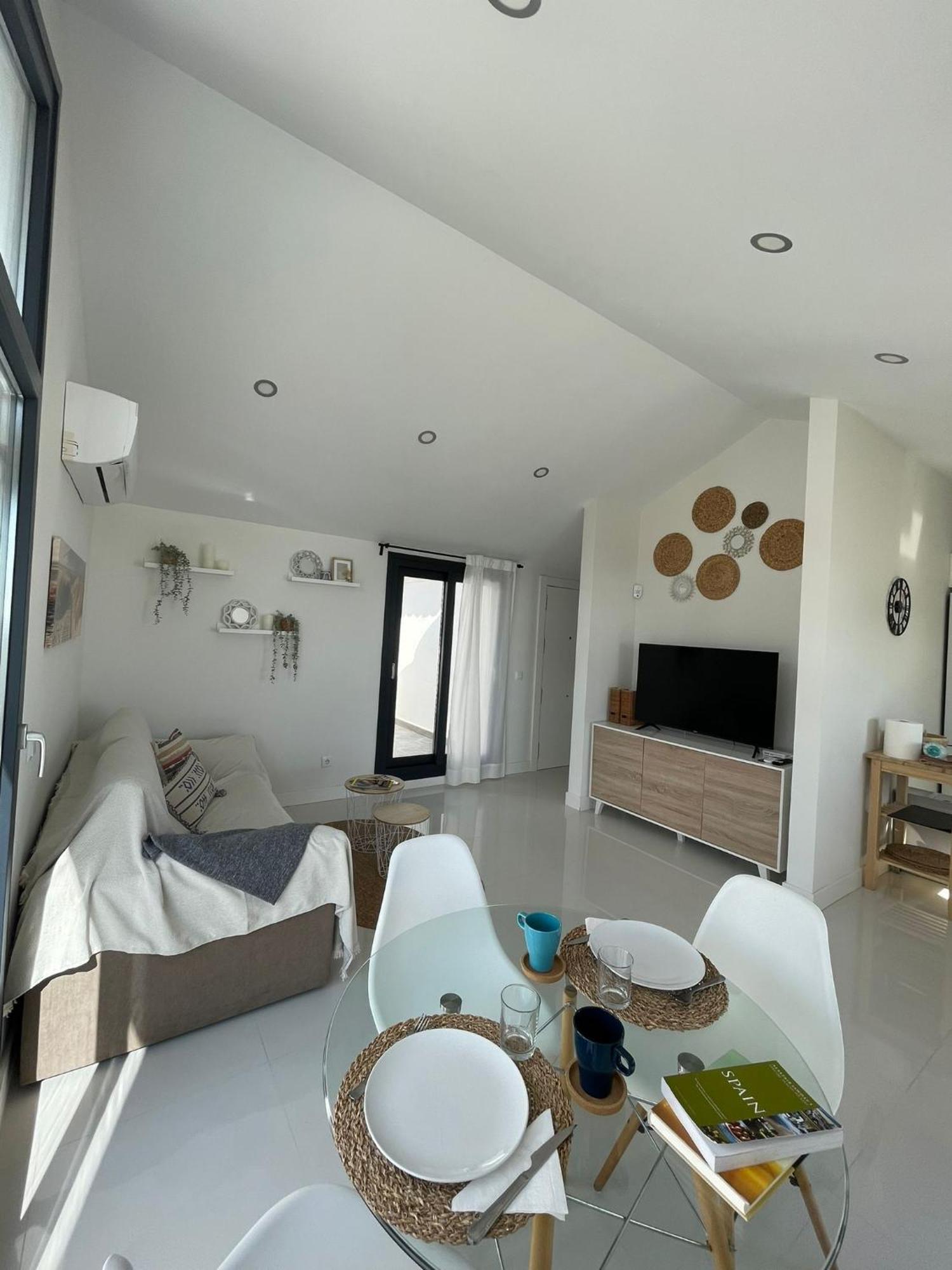 Apartamento Precioso ático, nuevo, a 50m de la playa, Manilva Exterior foto